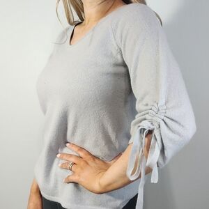 Garnet Hill 100% Cashmere Sweater Women’s Small Light Blue Ruched Sleeve